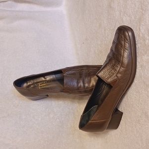 Rangoni Firenze shoes made in Italy women's size 10AA dark gray